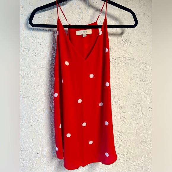 Loft red and white shell. Pretty and flowy - Picture 1 of 5